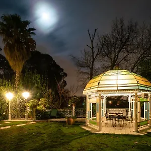 Casale Dell'insugherata Bed & Breakfast Rome