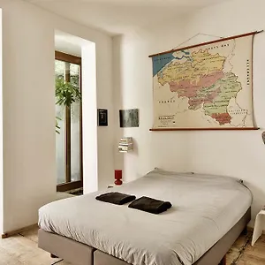  Bed & Breakfast B'kanal