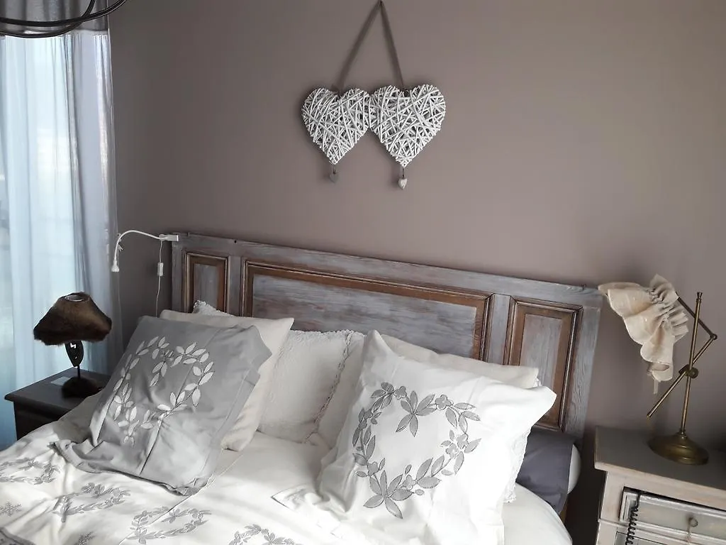 Romantic Room In Brussels Sky Gasthof